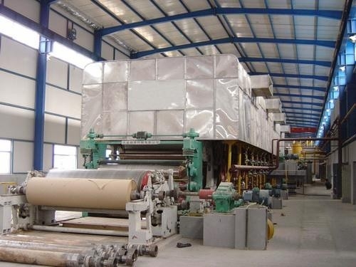 Ligne de production à la machine de fabrication de papier de Testliner de carton de boîte de carton