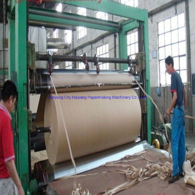 Chaîne de production de papier d'emballage de carton model de 2500mm 120 tonnes par jour