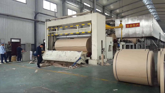 Réutilisation de l'équipement de emballage 1800mm de Fourdrinier de machine de papier d'emballage