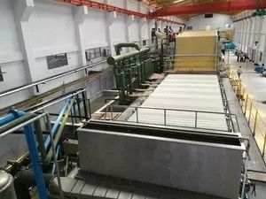 pâte de bois enorme de machines de moulin à papier de 3600mm Papier d'emballage 550m/minute