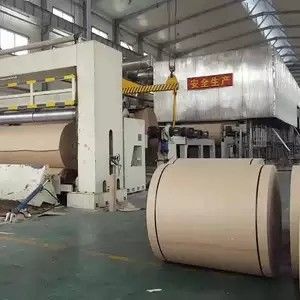 Panneau de papier d'OCC emballage faisant la largeur 1600mm 50m/minute de machine