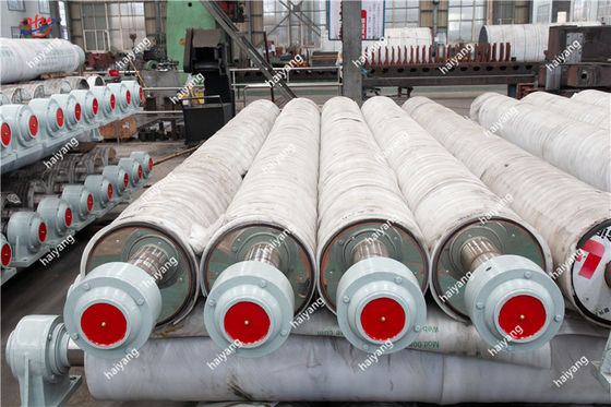 Chaîne de production de papier d'emballage de carton model de 2500mm 120 tonnes par jour